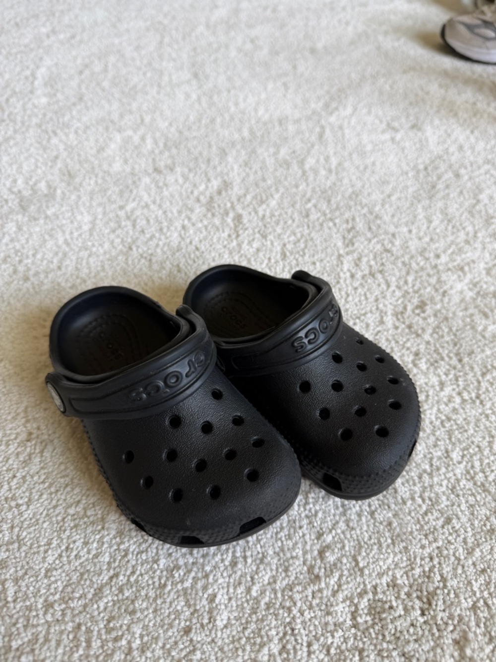 CROCS Kids' Classic Clog in Black